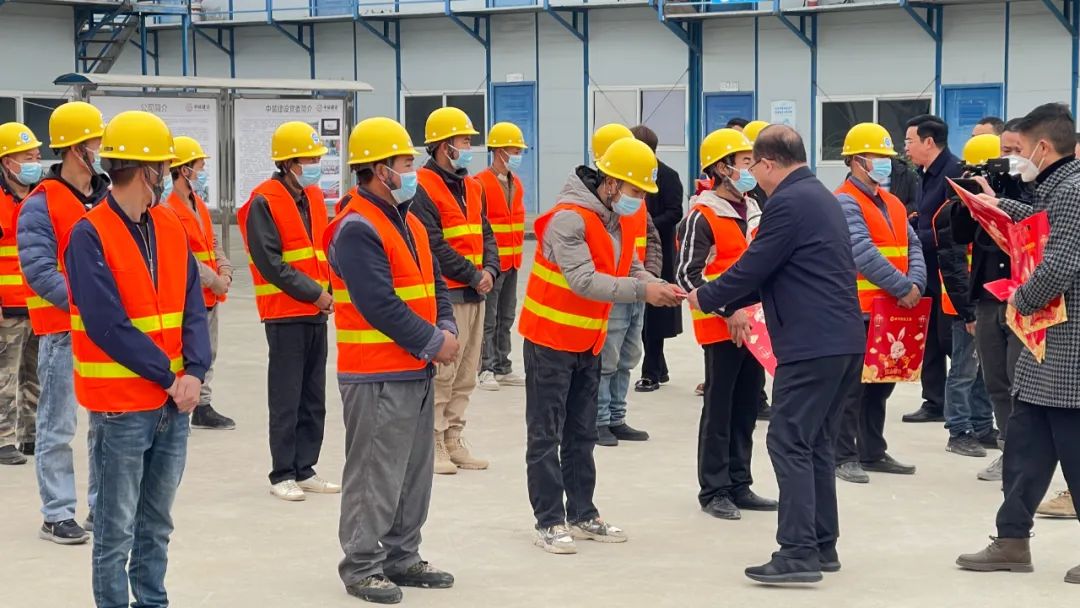 毕节市委副书记、七星关区委书记周舟赴BTY必一体育（B体育）官方网站_BTY必一体育官方网站在建项目慰问